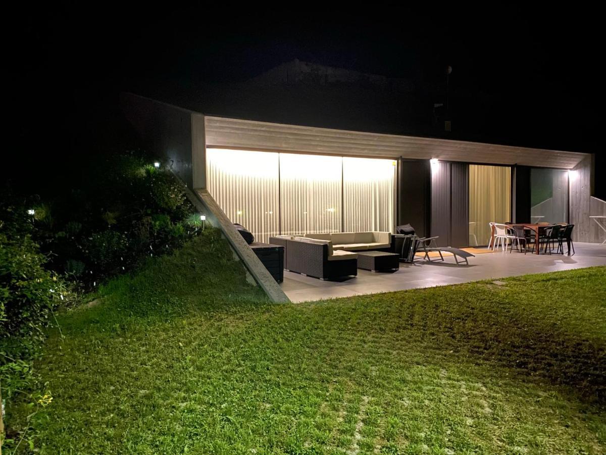 La Casa De Hierba - Casa De Campo De Diseno Con Jardin Y Wifi Cerca De Las Playas De Llanes Ngoại thất bức ảnh